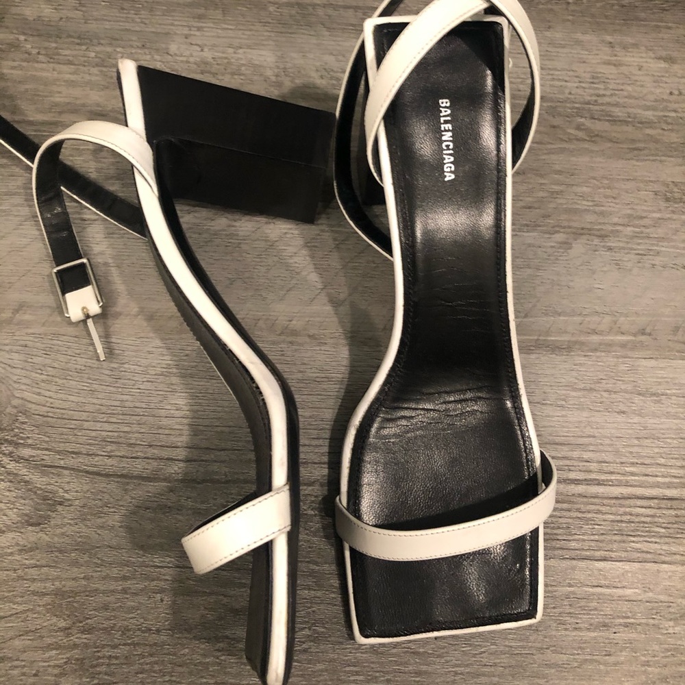 Balenciaga Sandals - Picture 2 of 3